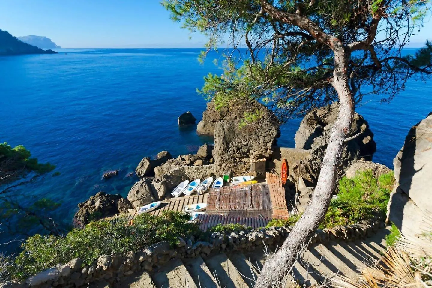 Maripins Villa Con Jacuzzi Y Vistas Unicas Al Mar Banyalbufar