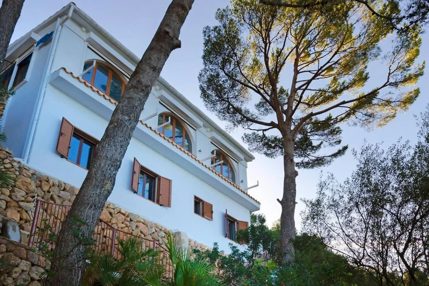 Maripins Villa Con Jacuzzi Y Vistas Unicas Al Mar Banyalbufar